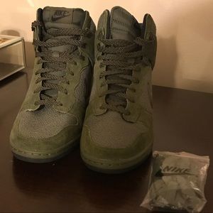 Nike Dunk Sky High Sneaker